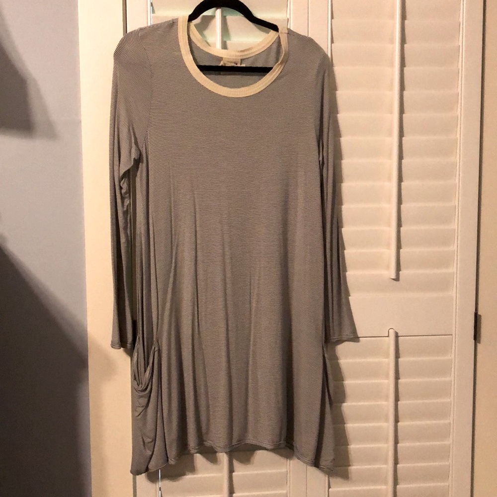 SeaGypsies long sleeve T Shirt Dress w Pockets